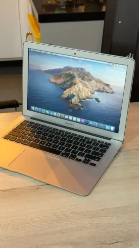 MacBook Air 2012 | 4GB Ram | Intel Core i5 | 128GB SSD - Loja física! Com 3 meses garantia