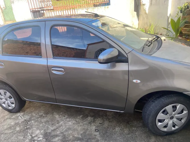 Toyota Etios X 1.3 Flex 16V 5P Mec. 2018