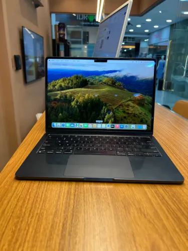 (Oportunidade) MacBook M3 impecável com 6 meses de garantia