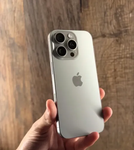 iPhone 16 pro natural 256 Gb 6 meses garantia