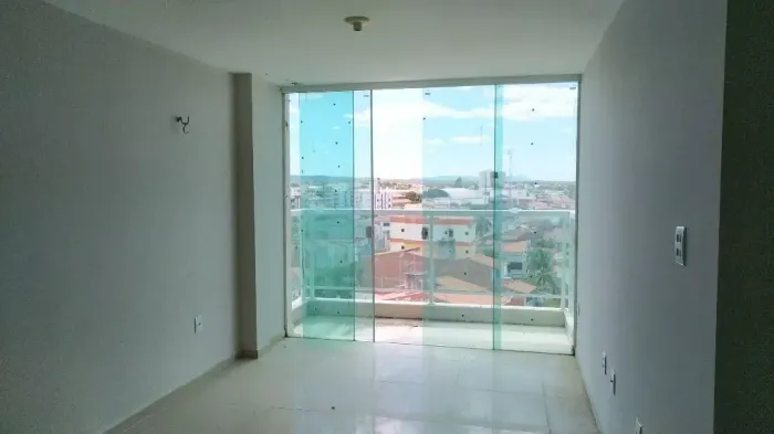 Apartamento com 3 Quarto(s) e 2 banheiro(s) para Alugar, 105 m² por R$ 1500 / Mês