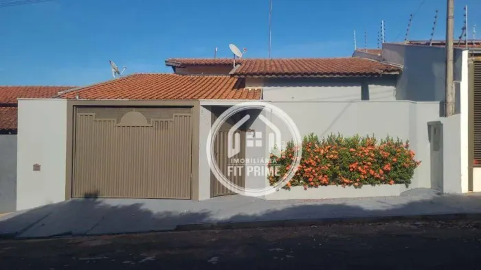 Casa com 3 dormitórios à venda, 200 m² por R$ 310.000 - Centro - Nova Aliança/SP