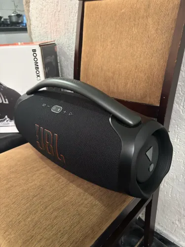 JBL Boombox 3