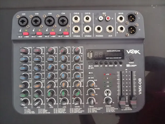 Mesa de som Voik VMX-08