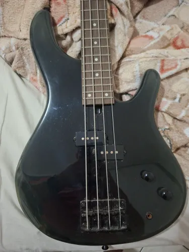 Baixo 4 cordas passivo