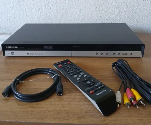 Gravador de DVD Samsung R-150