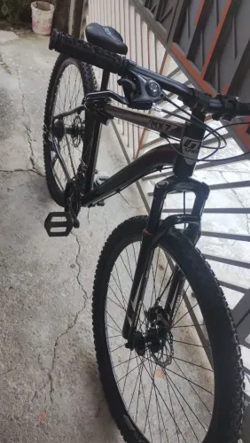 Bike semi nova 