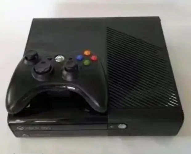 Xbox 360 super slim