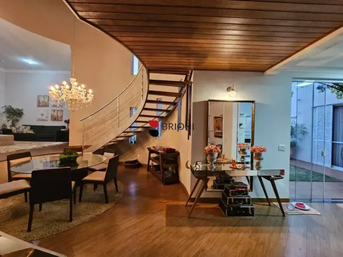 Casa térrea com 213,50m², 3 quartos a venda no Jardim Recreio, próximo a USP em Ribeirão P
