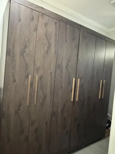 Guarda-roupa 6 portas