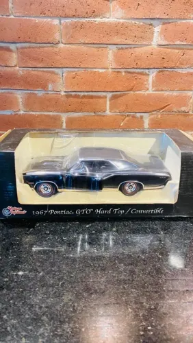 1/24 Pontiac GTO 69' 1:24 Crown Premiuns, Danbury Mint, Franklin mint