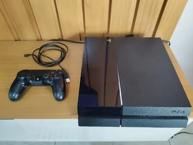 Vendo Playstation 4 novo, parcelo 12x
