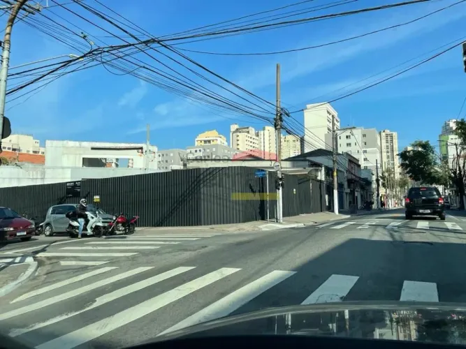 Área/terreno 1.166 m² Santana esquina Rua Alfredo Pujol X Rua Carlos Escobar