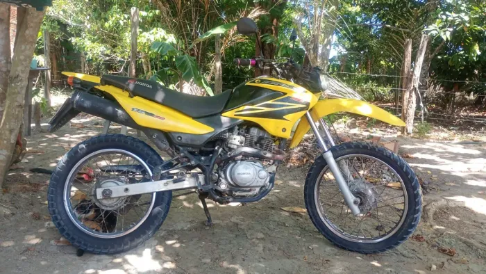 Bros150c 2008 em dias