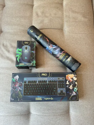 Kit Logitech League of Legends
