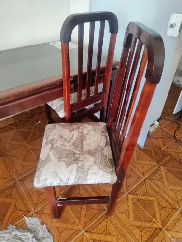 Mesa 4 cadeiras 