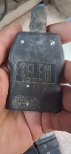 Conectores Plugs PTV Telem para iluminação Cênicas