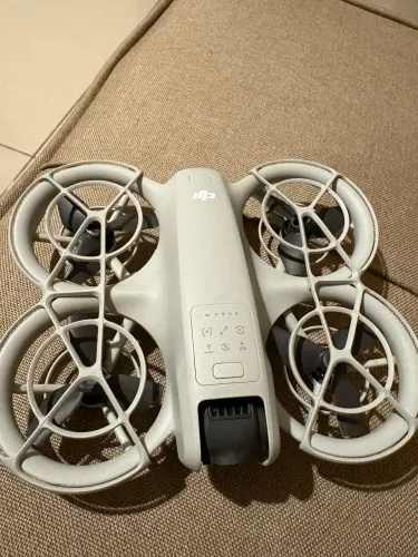 DJI Neo