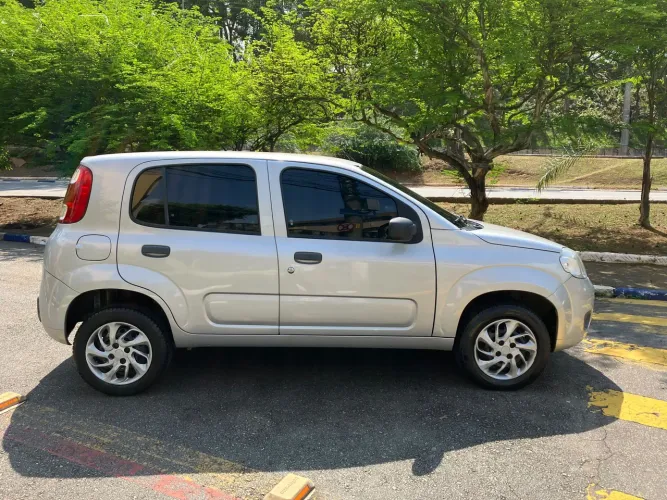 Fiat Uno Vivace/rua 1.0 EVO Fire Flex 8V 5P 2014