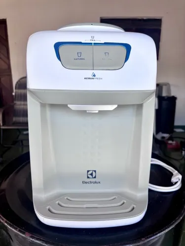 Gelágua eletrônico Electrolux
