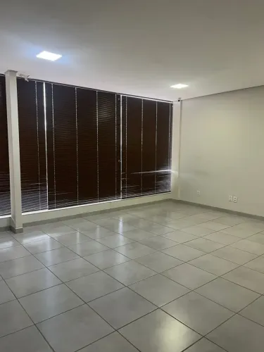 Imóvel para aluguel com 40 metros quadrados em Vila Glória - Campo Grande - MS