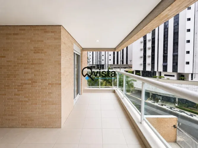Apartamento em Asturias - GuarujáApartamento à Venda nas Astúrias, beira mar, no Guarujá |