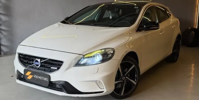 Volvo V40 T-5 R-design 2.0 Aut. 2014