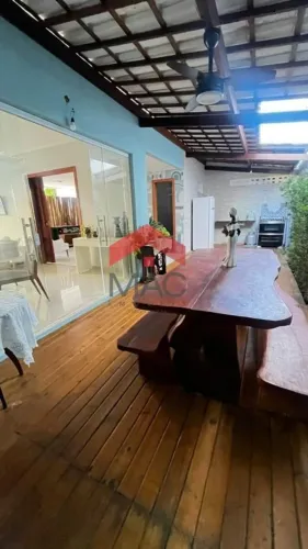 Casa para Venda em Lauro de Freitas, Buraquinho, 4 dormitórios, 4 suítes, 5 banheiros, 3 v