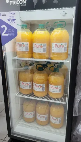 Suco de laranja da fábrica