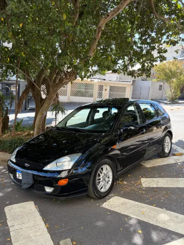 Ford Focus Ghia/ XR 2.0 /ghia 2.0 16V Flex 5P 2002