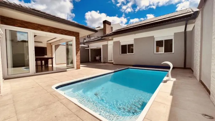 Casa | 03 dormitórios | São Luiz REF: CA302471