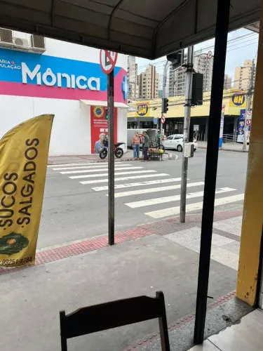 Vendo Lanchonete em Funcionamento em Itapoã - Faturamento de até R$ 20 Mil/Mês