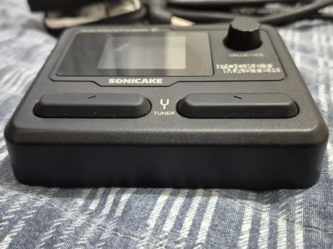 Pedaleira multiefeitos Sonicake Pocket Master + Brindes