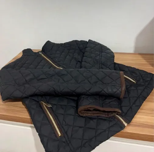 Jaqueta Puffer Metalassê Preta 