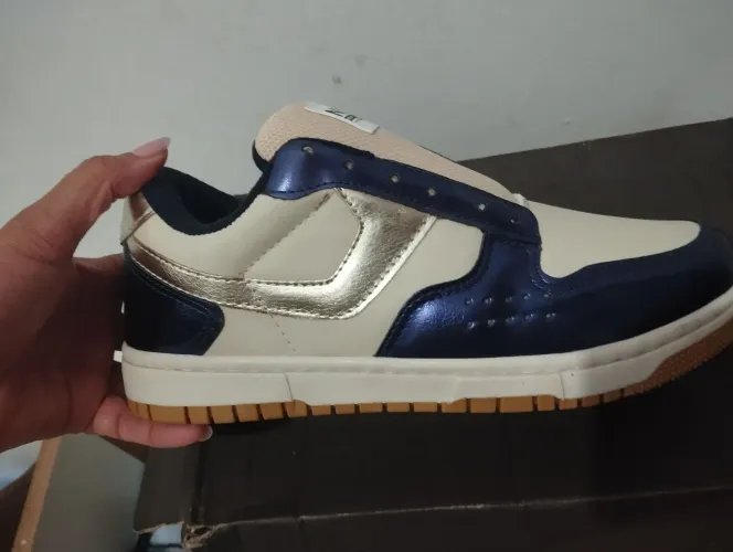 Tênis feminino novos