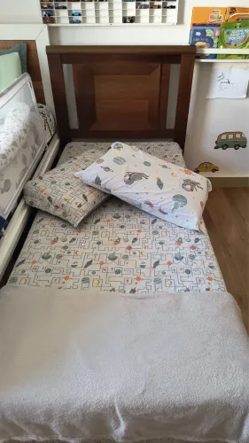 Móveis de Quarto Em Madeira