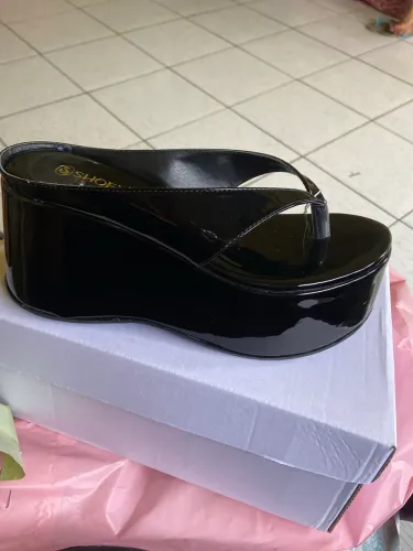 Chinelo alta