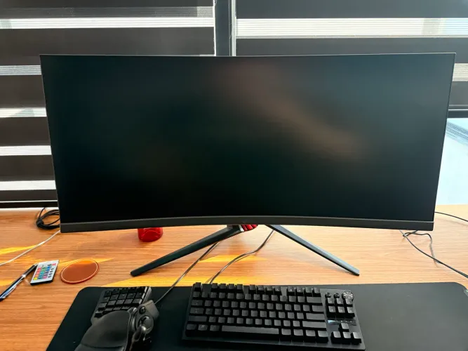 MONITOR 35 ASUS ROG STRIX