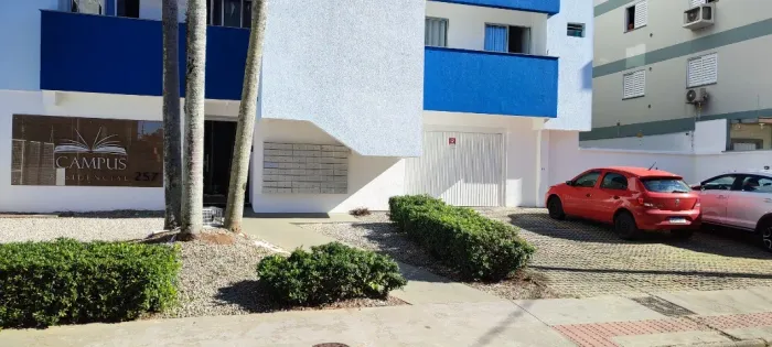 Aluga-se Kitnet ou Loft em Criciúma próximo a Unesc