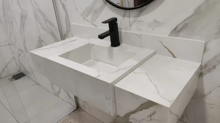 Pia em porcelanato