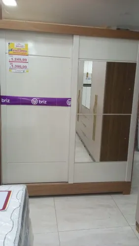 Guarda roupa casal com 2 portas ,2 gavetas com espelho Briz