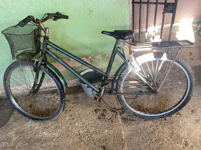 Bicicleta verde esmeralda 