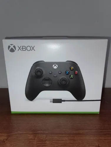 Controle XBOX Series + Cabo USB (Lacrado)