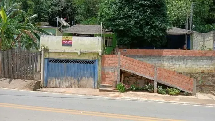 Casa à Venda em Adrianópolis - PR