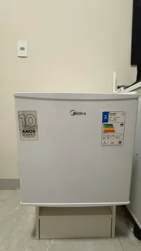 Frigobar Midea- 45 litros