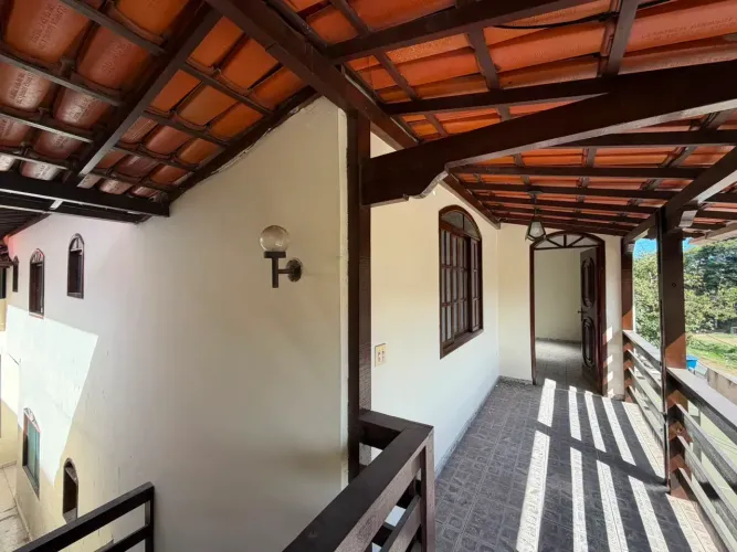 Casa para aluguel tem 400 metros quadrados com 3 quartos em Ouro Preto - Belo Horizonte -