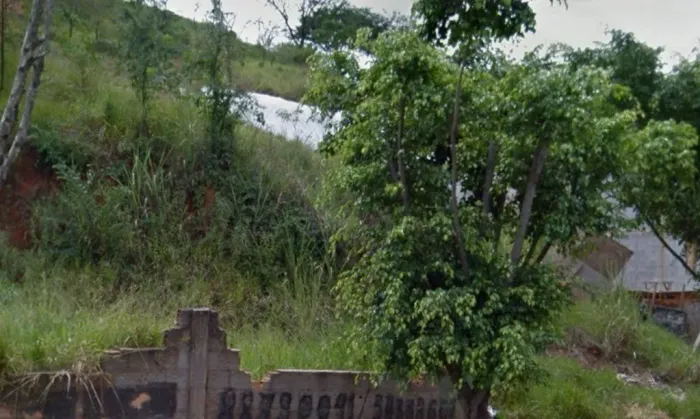 Lote de 200m² no Manacás - ao lado do Castelo