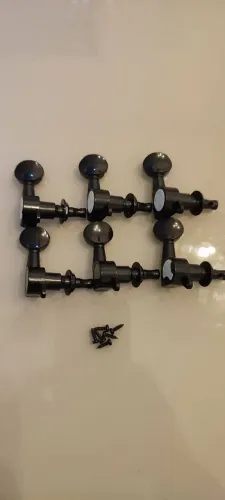 Tarraxas seminovas
