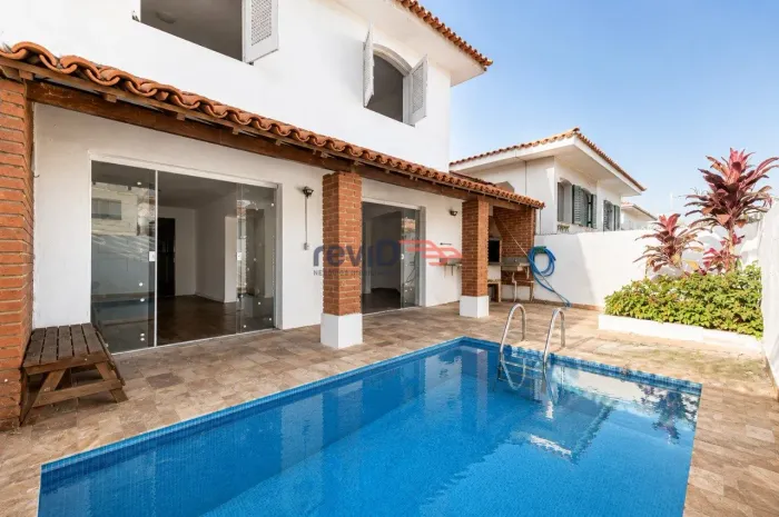 Casa - Parque Jabaquara - 230m2 - 4 dorms - 2 suites - 2 vagas- Pacote de Locação: 5.030,0
