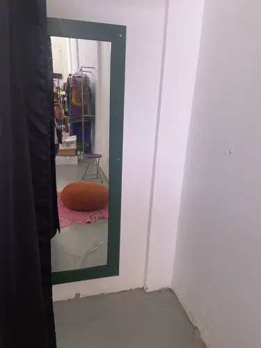 Provador com espelho